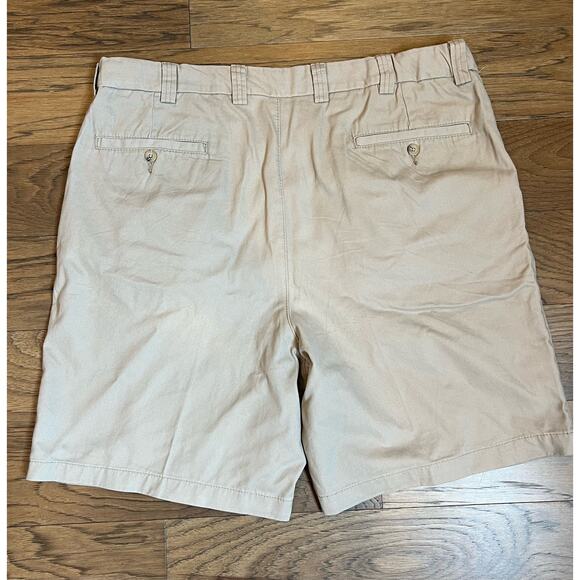 Mens Pleated Golf Shorts Khaki Casual Everyday Walking 42 W - Picture 2 of 6